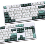 kit de keycaps plant sur deux claviers mécaniques